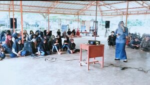 Subtansi Promosi Kesehatan Dinkes Kota Metro Berikan Penyuluhan Kesehatan Reproduksi Bagi Remaja Kepada Santriwan dan Santriwati Pondok Pesantren Tuma’ninah Yasin Kota Metro