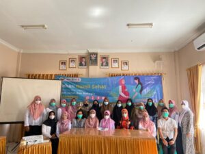 KEGIATAN PEMERIKSAAN IBU HAMIL PUSKESMAS KARANGREJO DALAM MEMPERINGATI HARI IBU