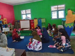 KELAS IBU HAMIL DI POSYANDU MAWAR PUTIH