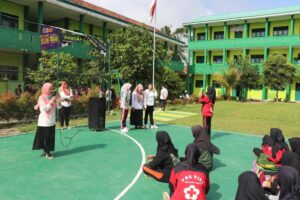 KEGIATAN UPTD PUSKESMAS RAWAT INAP BANJARARI di SMK MA’ARIF METRO UTARA