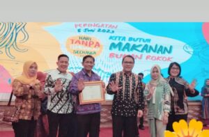 Kota Metro Raih Penghargaan Kawasan Tanpa Rokok dari Kemenkes