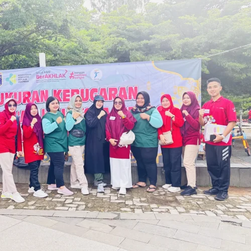 AKHI dan Dinkes Kota Metro Gelar ‘AKHI Fun Walk’ untuk Skrining Kesehatan dan Pengukuran Kebugaran Calon Jamaah Haji 2025